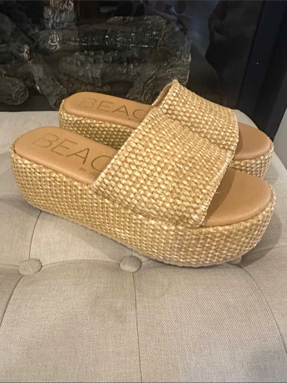 Beach-Style Woven Platform Slides in Natural Straw